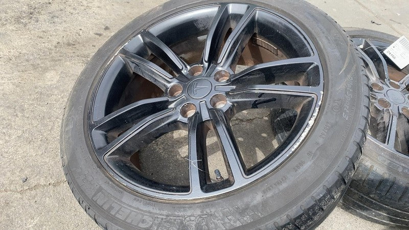 600721400D ⭕ 12-15 Model S MS SET of 4 Wheel Rim 19x8.0+40mm w/ Tire 245/45R19 6007214-00-D