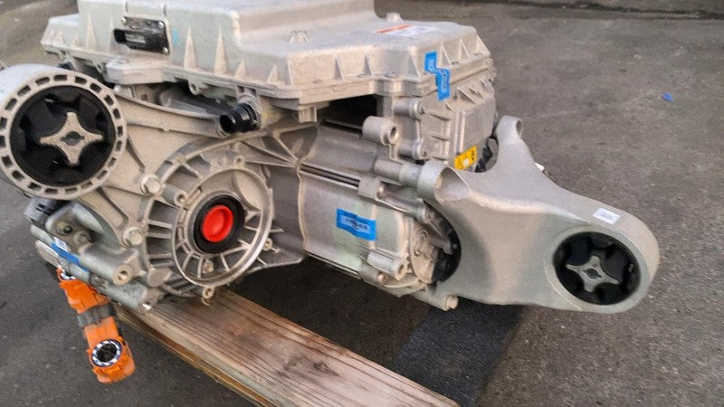 ⭕ 22-24 Rivian EDV 700 R1T R1S Engine Front Drive Unit Quad Motor PT00