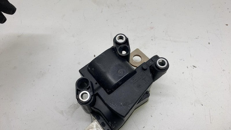 ⭕ 17-23 Model 3 Y Penthouse High Voltage Battery Pack Contactor 108933