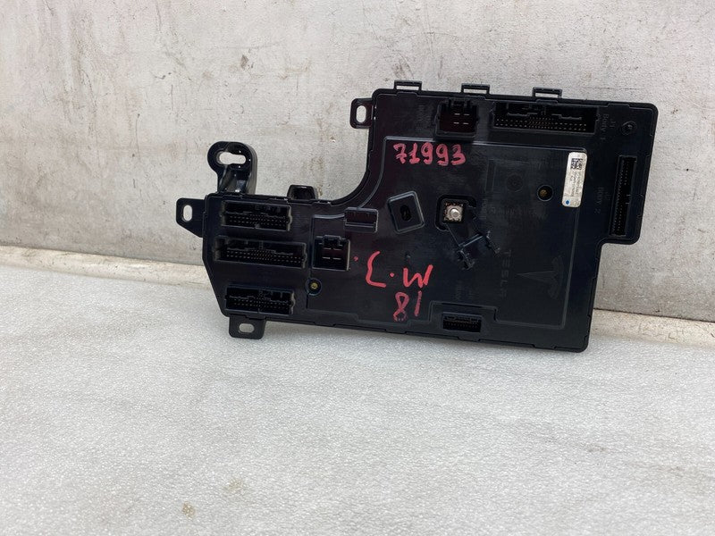 107867384E ⭕ 17-23 Tesla Model 3 M3 Front Left Low Voltage Body Control Module 1078673-84-E