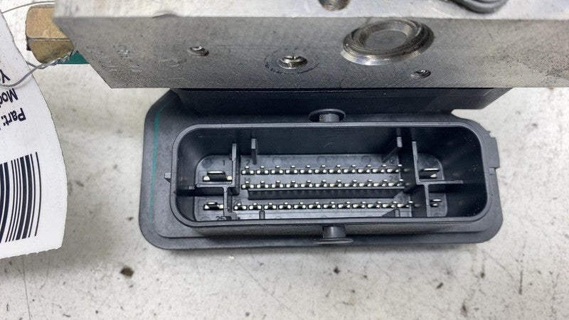 103779700B 12-15 Model S MS Anti-Lock ABS Brake Pump Hydraulic Control Module 1037797-00-B