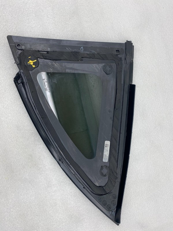 E4 43R-000073 ⭕ 20-23 Model Y Rear Passenger Side Quarter QTR Window Glass Right 1673554-00-B