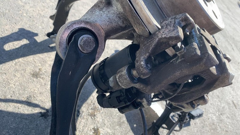 ⭕ 2014-2020 BMW i3 Rear Passenger Side Knuckle + Brake Caliper + Rotor Right RWD