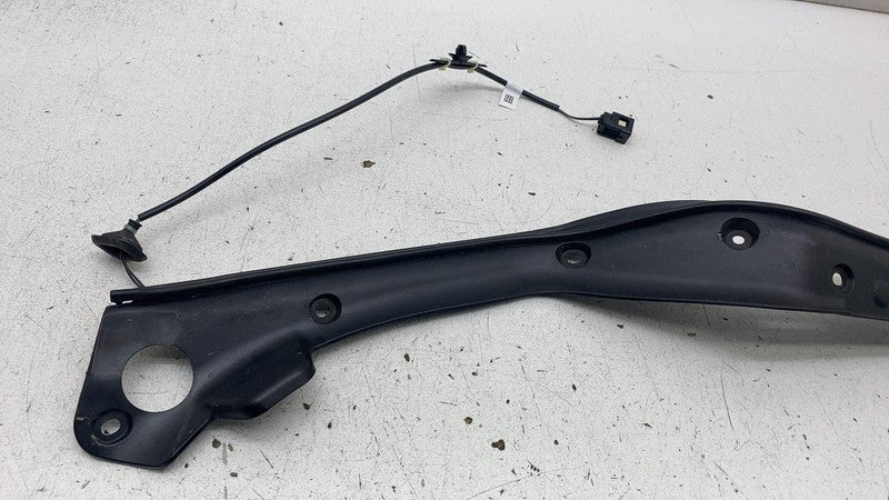 103756000F ⭕ 2016-2023 Tesla Model X Rear Left Door Lower Carrier Pinch Sensor 1037560-00-F