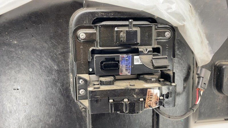 C100000351H ⭕ 22-24 Rivian R1T Rear Trunk Left Pick Up Bed Trim Panel Cover LH C100000351-H