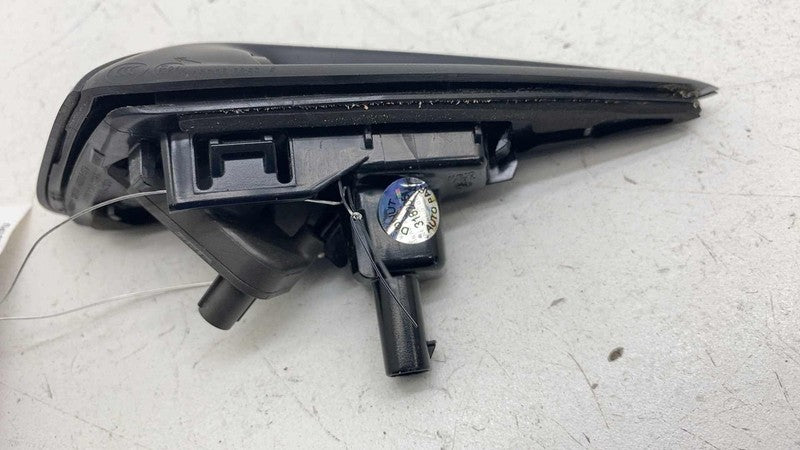 1820734-00-D ⭕ 23-26 Model Y 3 Front Left Repeater Turn Signal Fender Camera HW4 1820734-00-D