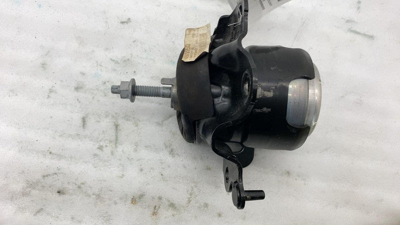 ⭕ 2018-2023 Jeep Wrangler 4XE Engine Mount Isolator Mounting Assembly