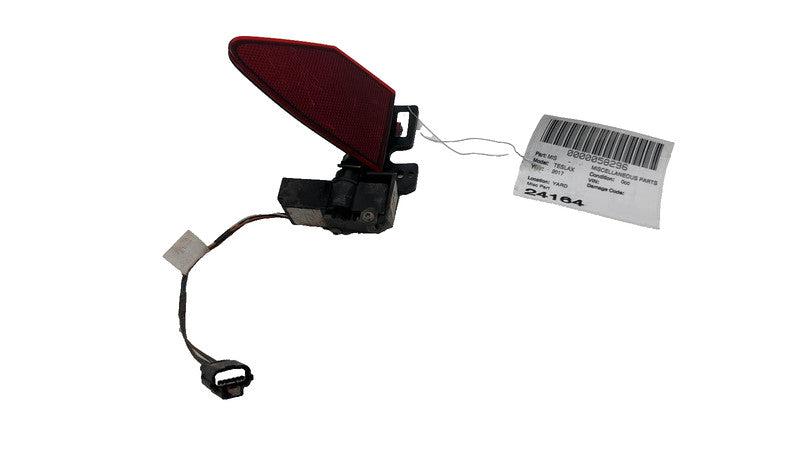 ⭕ 16-20 Tesla Model X Rear Taillight Lamp Charge Reflector Left 104276