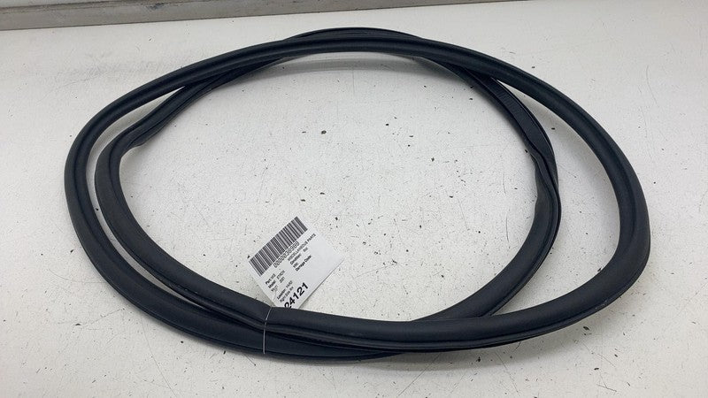 4KE831721 ⭕ 19-23 Audi E-Tron Quattro Front Right Body Weathership Rubber Seal 4KE831721