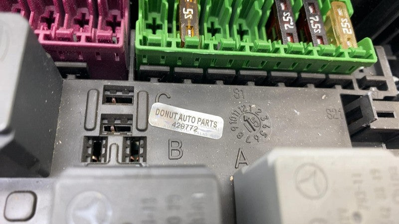 A2469006816 2016-2018 Mercedes-Benz GLE350 Cabin Fuse Relay Junction Box w/ Control Module