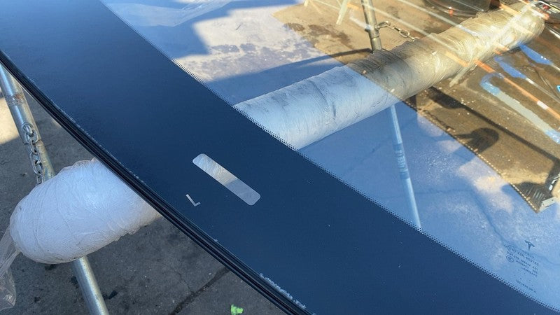 2012-2015 Tesla Model S MS Front Windshield Heated Wiper Area (No Auto