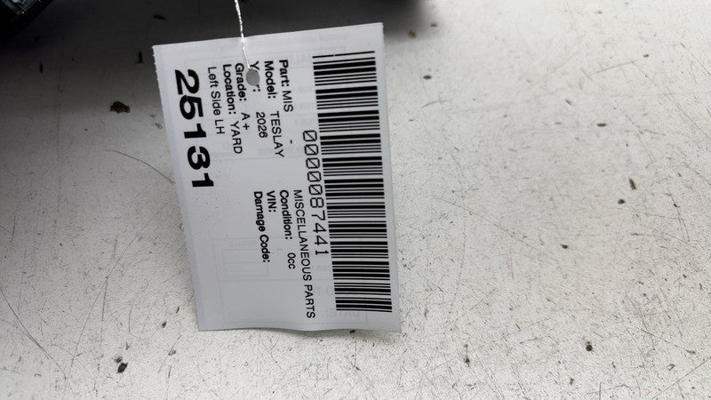 ⭕ 2025-2026 Tesla Model Y Rear Left C-Pillar Lower Trim Cover Assy 193
