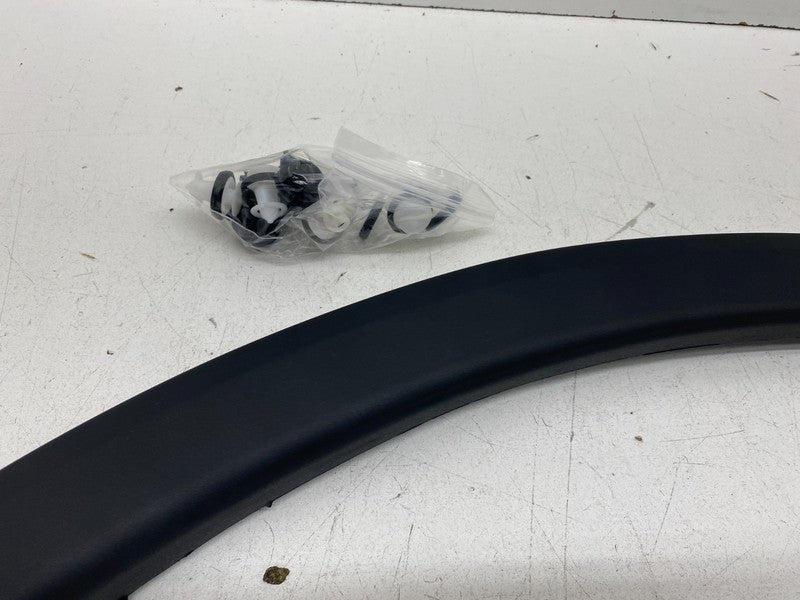 1937599 00 C ⭕ 25-27 Tesla Model Y Front Right Fender Garnish Wheel Arch Molding 1937599-00-C