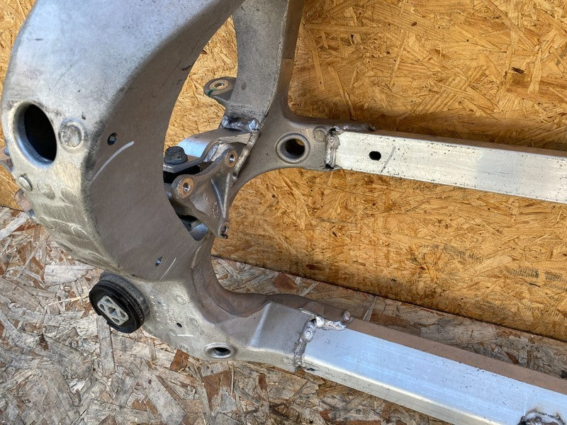 104880200A ⭕ 2016-2020 Tesla Model X Rear Subframe Cradle Crossmember Carrier 1048802-00-A
