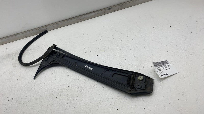 103236400C ⭕ 2016-2020 Tesla Model X Right B-Pillar Applique Glass w/ Seal RH 1032364-00-C