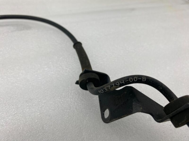 103779400B 2012-2020 Tesla Model S Front Left Anti-Lock ABS Wheel Speed Sensor 1037794-00-B