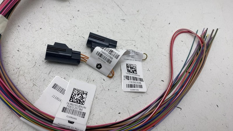 ⭕ 2021-2024 RAM 3500 Auxiliary Power Distribution Center Kit Mopar P68