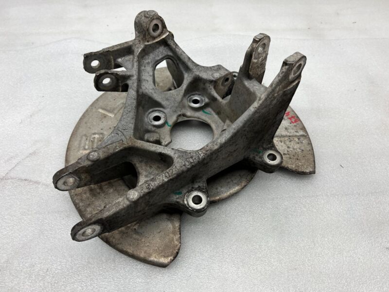 6006433 00 A ⭕12-21 Model S X Rear Passenger Side Spindle Knuckle w/ Dust Shield 6006433-00-A