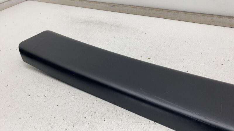 100820300B 2012-2015 Tesla Model S Panoramic Roof Middle Bow Headliner Cover Assembly Black