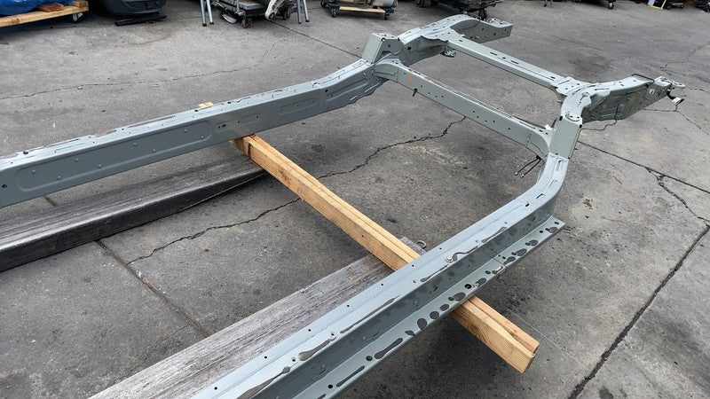 PT00031673D ⭕22-24 Rivian R1T R1S Chassis Main Suspension Body Frame Substructure