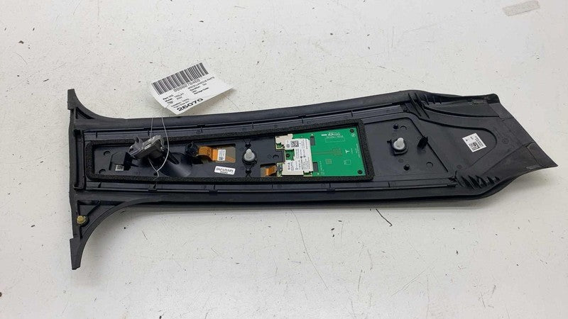 180765100B ⭕ 23-24 Model Y Right Exterior B-Pillar Applique Glass Trim RH AP4 1785300-00-B