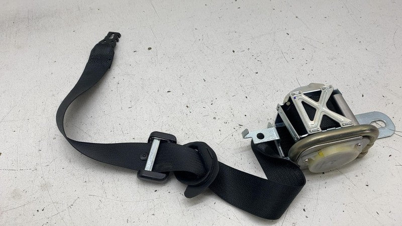 ⭕ 2016-2020 Tesla Model S Front Right 1st Row Seat Belt & Retractor 10