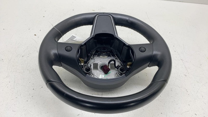 1105324-00-G ⭕ 2017-2020 Tesla Model 3 Steering Wheel Leather Black (Non-Heated) 1105324-00-G