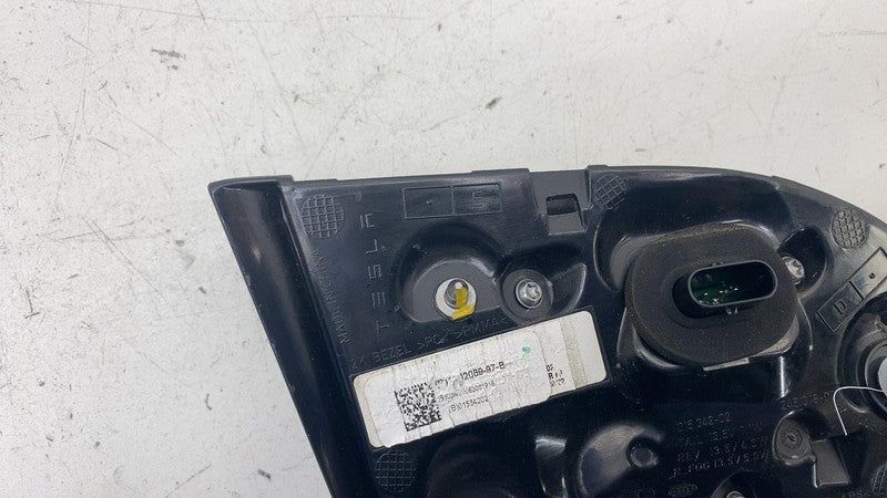 1502089-97-B ⭕ 2020-2024 Model Y Rear Right Inner Taillight LED Tail Lamp 4-Pin 1502089-97-B