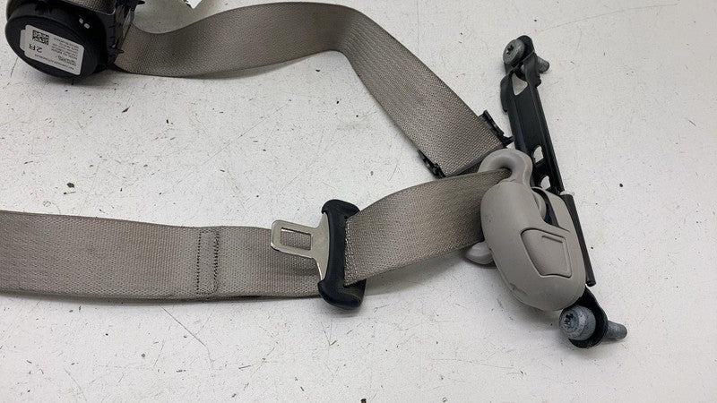 6EB001D2AC ⭕ 2017-2024 Chrysler Pacifica Rear Passenger 2nd Row Seat Belt Right 6EB001D2AC
