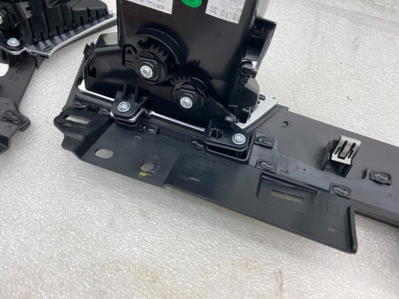 104277209B ⭕2016-2020 Tesla Model X MX SET of Dash A/C Air Vent Outlet Dashboard Trim Panel