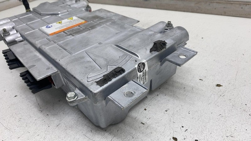 104889300A ⭕ 12-15 Tesla Model S 1-Phase High Voltage Junction Box Dual Motor 1048893-00-A
