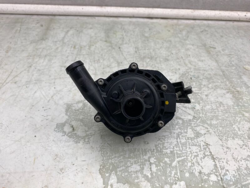 103534800G 2016-2020 Tesla Model S X Cooling System Auxiliary Water Coolant Pump FWD Assy