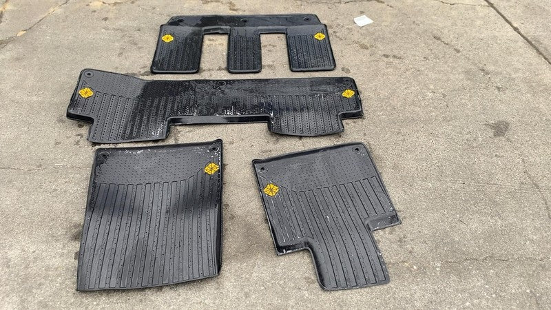 PT00818683-A ⭕ 22-25 Rivian R1S Front & Rear Floor All Weather Carpet Cover Mat PT00818683-A