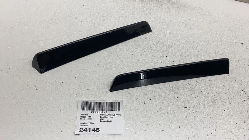 PT00012533E ⭕️ 22-24 Rivian R1T Rear Left & Right C-Pillar Outer Trim PT00012533 / PT0001253