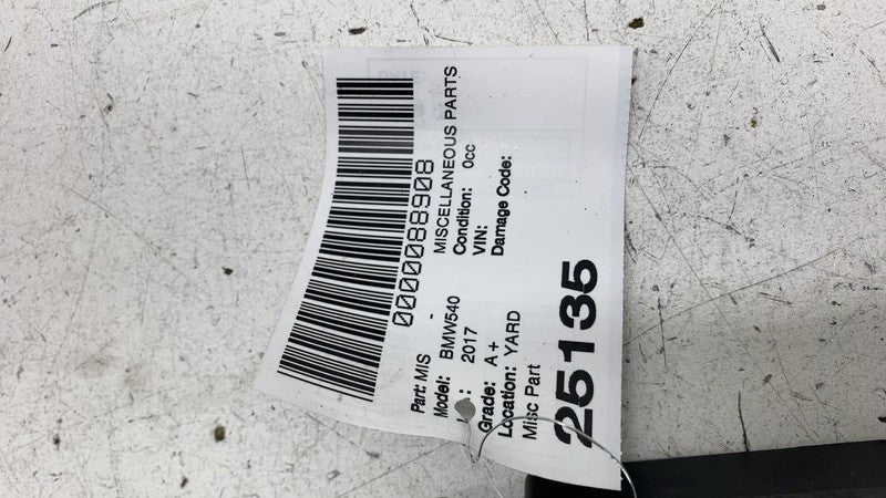 ⭕ 2017-2020 BMW 540i Rear Windshield Third Brake Light Stop Lamp OEM 2