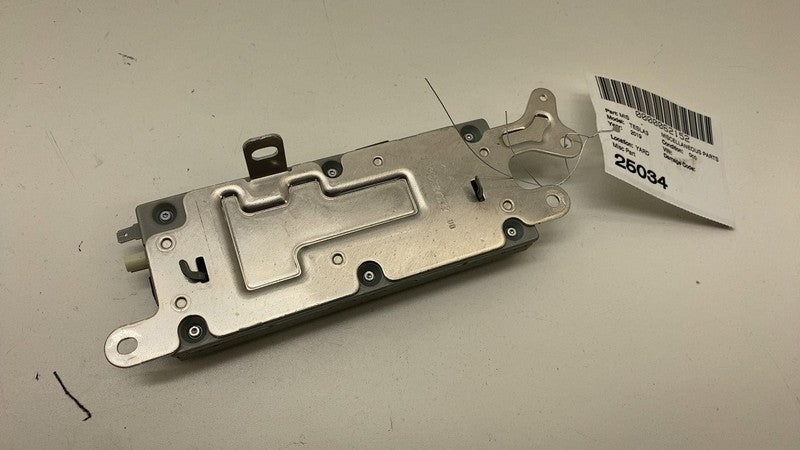 107974900D ⭕ 2017-2023 Tesla Model 3 Harman Becker Radio FM/HD Receiver Module 1079749-00-D