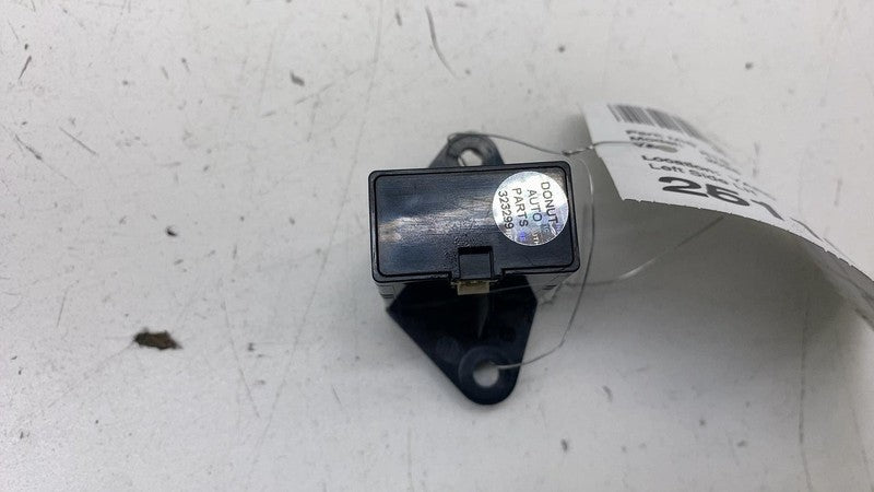 PT00545782A ⭕ 2022-2025 Rivian R1S Rear Left Quarter Trim USB Charging Port OEM PT00545782-A