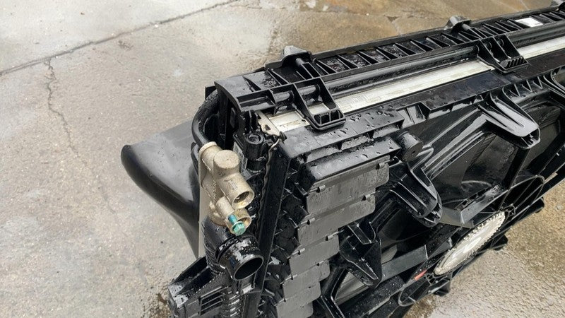 ⭕ 2011-2018 Porsche Cayenne Engine Radiator Cooling Fan Motor A/C Cond