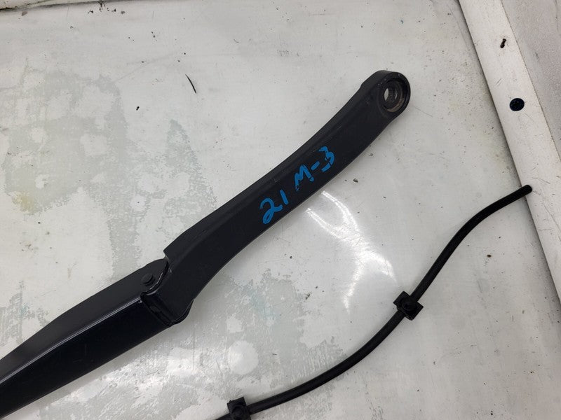 107672900C ⭕ 2017-2022 Tesla Model 3 Front Windshield Wiper Arm & Blade Right 1076729-00-C