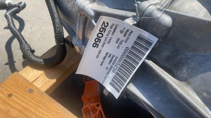 1120980 17 K ⭕ 24-25 Tesla Model 3 Engine Motor Rear Drive Unit 1120980-17-K (FOR PARTS)