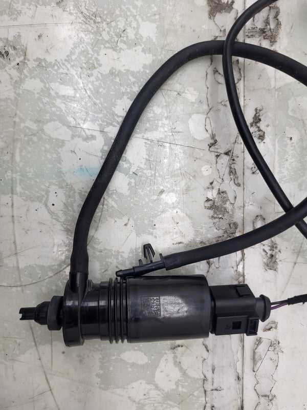 1110164 00 B ⭕ 17-23 Model 3 Y Windshield Screen Wiper Washer Motor w/ Harness 1110164-00-B