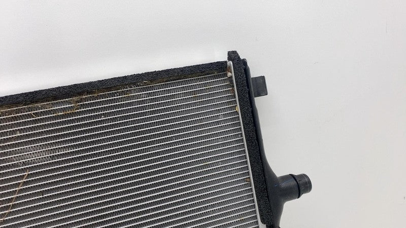 1494175 00 A 2021-2023 Tesla Model 3 M3 Cooling System Radiator Assembly 1494175-00-A