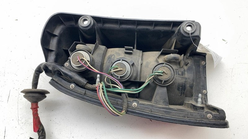 ⭕ 1996-2000 Toyota 4Runner Rear Passenger Side Taillight Tail Lamp Rig
