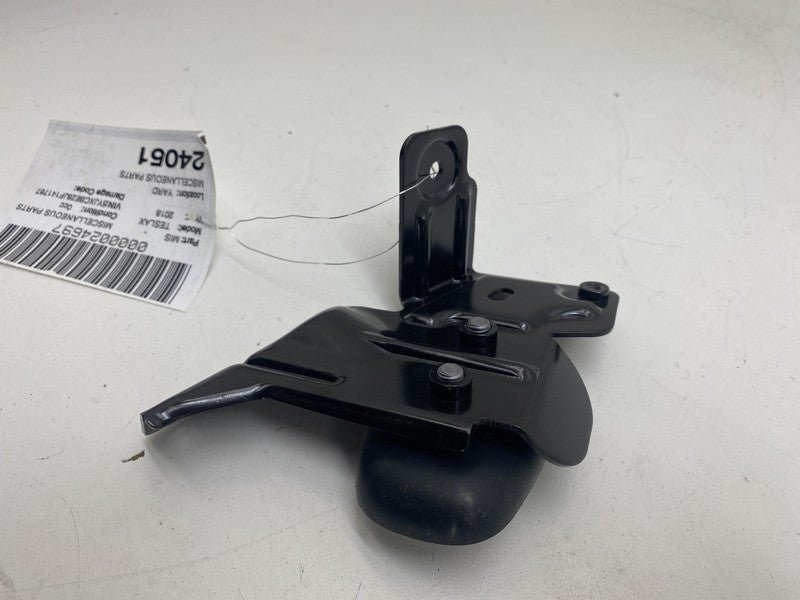 ⭕ 2016-2020 Tesla Model X Rear Driver Trunk Tie Down Support Mount Bracket Left