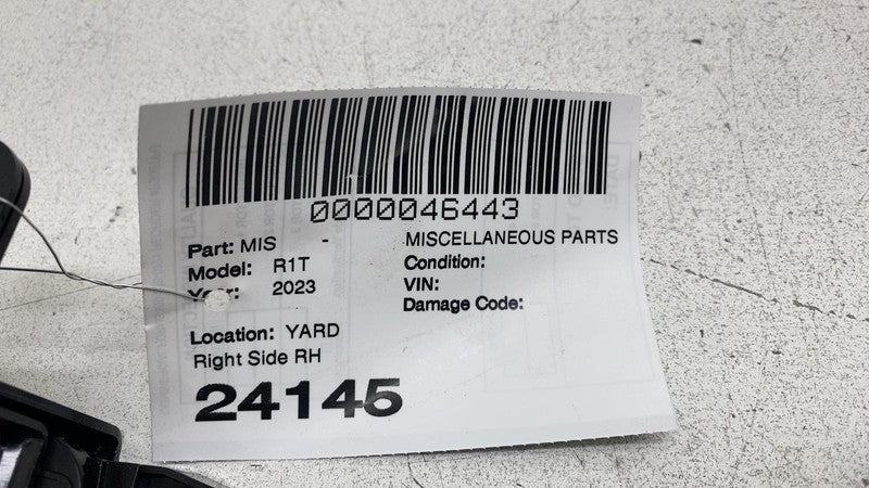 ⭕ 22-24 Rivian R1T Rear Right Gear Tunnel Latch w/ Manual Release PT00