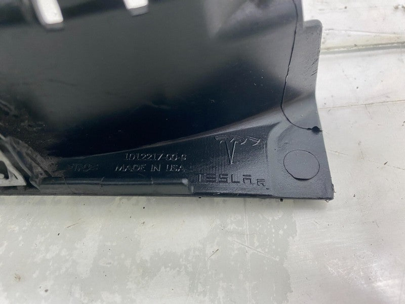 1012217 00 C ⭕12-24 Tesla Model S Passenger Side Skirt Molding Scuff Plate Right 1012217-00-C