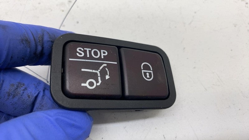 ⭕2022 Mercedes Benz EQS450+ Rear Trunk Lid Tailgate Close Lock Switch