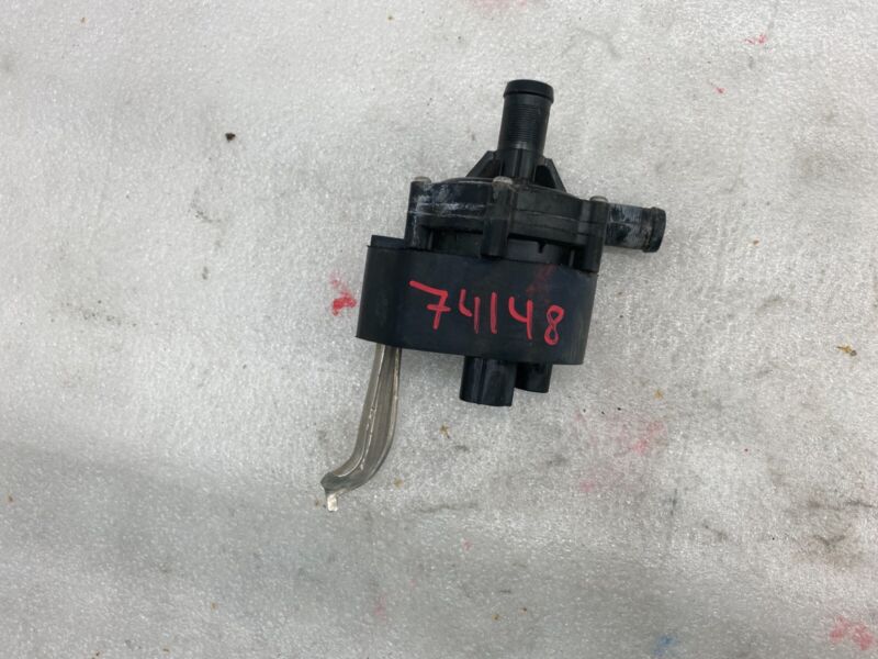 2016-2020 Tesla Model S X Cooling System Auxiliary Water Coolant Pump FWD Assy