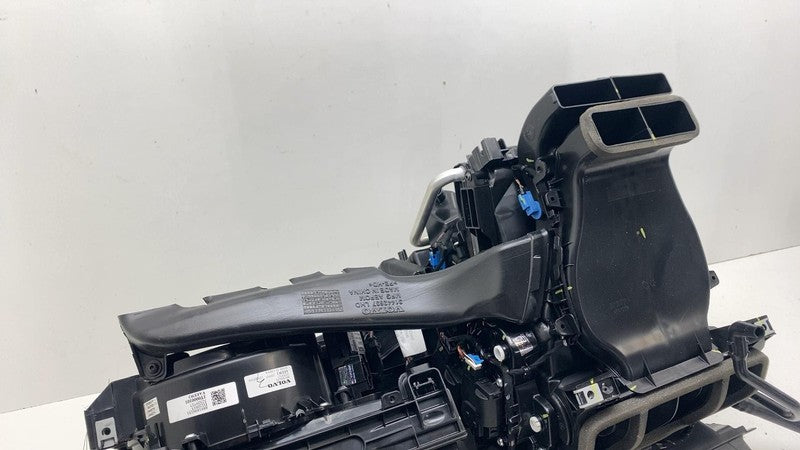 32329717 ⭕ 2023 Polestar 2 HVAC AC Climate Heater Blower Housing Box Assembly 32329717