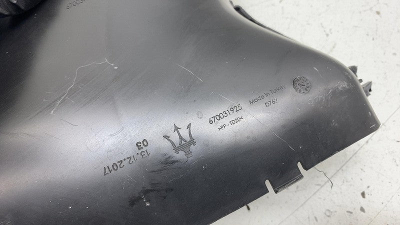 ⭕ 17-20 Maserati Levante Engine Right Air Cleaner Intake Duct Hose 670